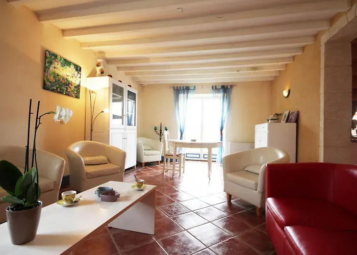 Дом отдыха Maison Spacieuse Avec Jardin, Animaux Acceptes, Wifi - Fr-1-497-10 Feings (Orne)